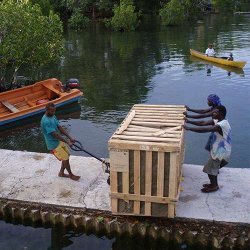 Ice-Machine-being-transported-500x500